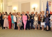 Mistrzowie krajowi, wicemistrzowie krajowi i laureaci krajowi AgroLigi 2021 i ich rodziny z Parą Prezydencką