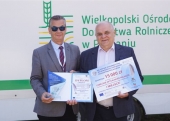 Nagrody odebrali dyrektorzy LODR w Końskowoli Wiesław Orzędowski i Waldemar Banach. fot. K. Kłopot.JPG
